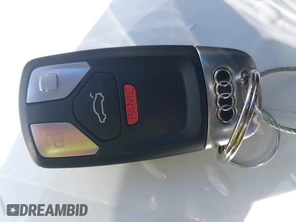 ✅ 2019 Audi Q7 Prestige • VIN: WA1VAAF7XKD012210 • Lot: 43487089. Listed on IAAI with 84,887 mi. Free auction sales archive from the USA and detailed vehicle history report at DreamBid. Image 11.