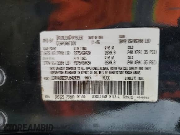 2007 Dodge 1500 SLT z VIN 1D7HA18237J542439, wystawiony jako Copart lot #74992654 z przebiegiem 84 487 mil mil oraz Szkoda całkowita • Salvage title. Historia ofert i sprzedaży dostępna na DreamBid. Obrazek 13.