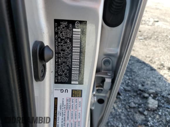 ✅ 2020 Toyota Prius Limited • VIN: JTDKARFP5L3139297 • Lot: 80696125. Wystawiony na Copart z przebiegiem 58 216 mil. Bezpłatny archiwum sprzedaży aukcyjnych z USA i szczegółowy raport historii pojazdu na DreamBid. Zdjęcie 12.