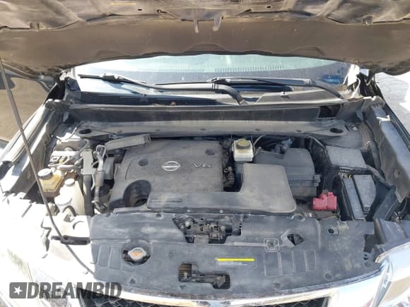 ✅ 2016 Nissan Pathfinder Platinum • VIN: 5N1AR2MM1GC668395 • Lot: 43306315. Listed on IAAI with 157,594 mi. Free auction sales archive from the USA and detailed vehicle history report at DreamBid. Image 10.