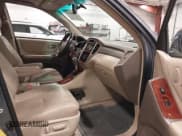 ✅ 2007 Toyota Highlander w/3rd Row • VIN: JTEEP21A770226434 • Lot: 43446010. Wystawiony na IAAI z przebiegiem 282 186 mil. Bezpłatny archiwum sprzedaży aukcyjnych z USA i szczegółowy raport historii pojazdu na DreamBid. Zdjęcie 5.