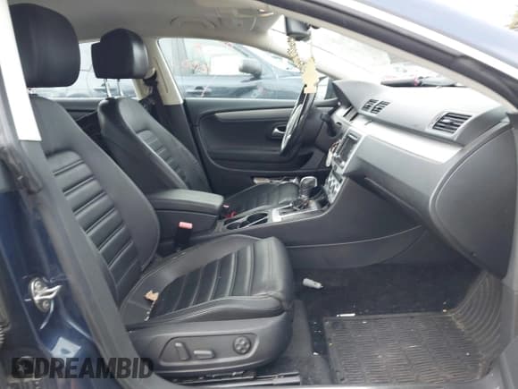 ✅ 2013 Volkswagen CC R-Line • VIN: WVWBP7ANXDE559880 • Lot: 43669359. Wystawiony na IAAI z przebiegiem 88 741 mil. Bezpłatny archiwum sprzedaży aukcyjnych z USA i szczegółowy raport historii pojazdu na DreamBid. Zdjęcie 5.