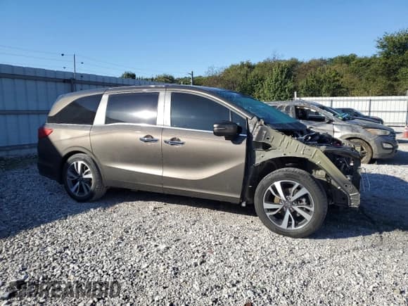 ✅ 2023 Honda Odyssey Touring • VIN: 5FNRL6H86PB007431 • Lot: 89678105. Listed on Copart with 45,047 mi. Free auction sales archive from the USA and detailed vehicle history report at DreamBid. Image 4.