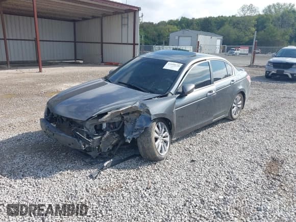 ✅ 2011 Honda Accord EX • VIN: 1HGCP2F78BA109734 • Lot: 43310171. Listed on IAAI with 162,733 mi. Free auction sales archive from the USA and detailed vehicle history report at DreamBid. Image 18.