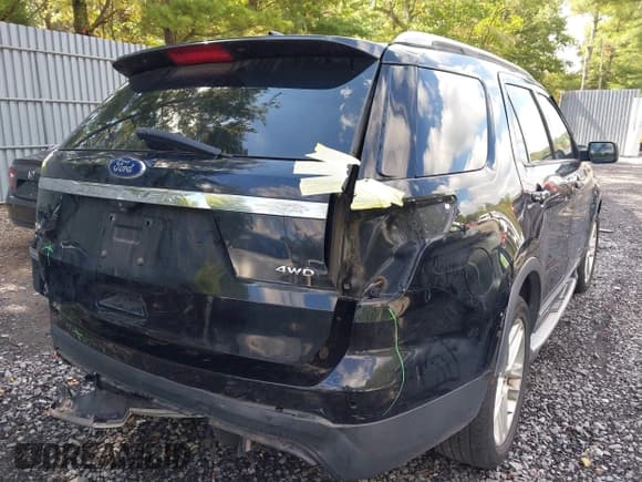 ✅ 2016 Ford Explorer XLT • VIN: 1FM5K8D80GGA32877 • Lot: 43228376. Wystawiony na IAAI z przebiegiem 128 481 mil. Bezpłatny archiwum sprzedaży aukcyjnych z USA i szczegółowy raport historii pojazdu na DreamBid. Zdjęcie 4.