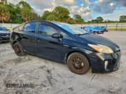 ✅ 2014 Toyota Prius Four • VIN: JTDKN3DU6E1744924 • Lot: 96581235. Wystawiony na Copart z przebiegiem 245 163 mil. Bezpłatny archiwum sprzedaży aukcyjnych z USA i szczegółowy raport historii pojazdu na DreamBid. Zdjęcie 4.