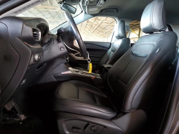 ✅ 2022 Ford Explorer Limited • VIN: 1FMSK7FH6NGA99491 • Lot: 91441205. Wystawiony na Copart z przebiegiem 74 860 mil. Bezpłatny archiwum sprzedaży aukcyjnych z USA i szczegółowy raport historii pojazdu na DreamBid. Zdjęcie 7.