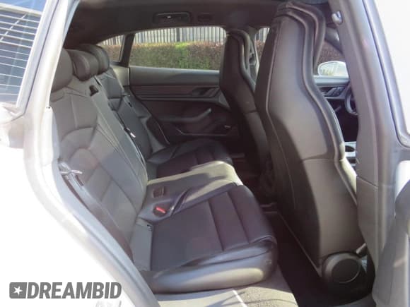 ✅ 2022 Porsche Taycan 4 • VIN: WP0BA2Y19NSA67581 • Лот: 73007654. Опубликован ранее на Copart с пробегом 6 775 миль. Бесплатный доступ к архиву аукционных продаж из США и подробный отчёт об истории автомобиля на DreamBid. Изображение 6.