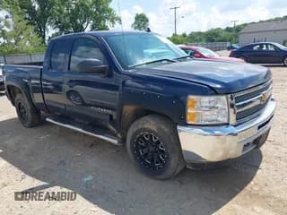 ✅ 2012 Chevrolet Silverado 1500 LS • VIN: 1GCRKREA7CZ185896 • Lot: 42631530. Listed on IAAI with 213,041 mi. Free auction sales archive from the USA and detailed vehicle history report at DreamBid. Image 1.