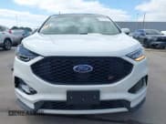 ✅ 2020 Ford Edge ST • VIN: 2FMPK4AP2LBA96000 • Lot: 42023201. Wystawiony na IAAI z przebiegiem 51 417 mil. Bezpłatny archiwum sprzedaży aukcyjnych z USA i szczegółowy raport historii pojazdu na DreamBid. Zdjęcie 13.