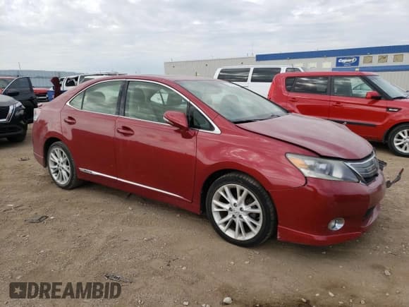 ✅ 2010 Lexus HS 250h • VIN: JTHBB1BA7A2006431 • Лот: 70245674. Опубликован ранее на Copart с пробегом 136 173 миль. Бесплатный доступ к архиву аукционных продаж из США и подробный отчёт об истории автомобиля на DreamBid. Изображение 4.