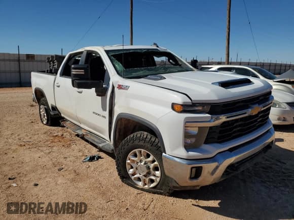 ✅ 2024 Chevrolet Silverado 2500HD LT • VIN: 1GC1YNEY5RF219605 • Лот: 90064945. Опубликован ранее на Copart с пробегом Не указан. Бесплатный доступ к архиву аукционных продаж из США и подробный отчёт об истории автомобиля на DreamBid. Изображение 4.