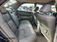 ✅ 2000 Lexus ES 300 • VIN: JT8BF28G5Y0277239 • Lot: 89916145. Wystawiony na Copart z przebiegiem 280 303 mil. Bezpłatny archiwum sprzedaży aukcyjnych z USA i szczegółowy raport historii pojazdu na DreamBid. Zdjęcie 10.