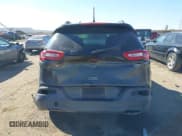 ✅ 2017 Jeep Cherokee Latitude • VIN: 1C4PJLCB8HW547553 • Лот: 41666321. Опубликован ранее на IAAI с пробегом 101 132 миль. Бесплатный доступ к архиву аукционных продаж из США и подробный отчёт об истории автомобиля на DreamBid. Изображение 16.