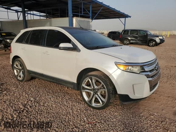 ✅ 2014 Ford Edge Limited • VIN: 2FMDK3K94EBA34081 • Lot: 63335195. Wystawiony na Copart z przebiegiem 84 429 mil. Bezpłatny archiwum sprzedaży aukcyjnych z USA i szczegółowy raport historii pojazdu na DreamBid. Zdjęcie 4.