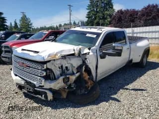 ✅ 2020 GMC Sierra 3500HD Denali • VIN: 1GT49WEY2LF244856 • Lot: 63110605. Wystawiony na Copart z przebiegiem 54 965 mil. Bezpłatny archiwum sprzedaży aukcyjnych z USA i szczegółowy raport historii pojazdu na DreamBid. Zdjęcie 1.