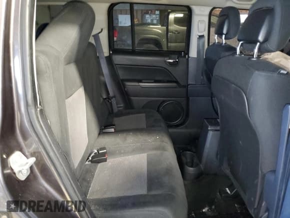 ✅ 2014 Jeep Patriot Latitude • VIN: 1C4NJRFB8ED846912 • Lot: 87866315. Listed on Copart with Not provided. Free auction sales archive from the USA and detailed vehicle history report at DreamBid. Image 12.
