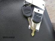 ✅ 2007 Ford Mustang GT Deluxe • VIN: 1ZVHT85H375220458 • Lot: 42914620. Wystawiony na IAAI z przebiegiem 107 535 mil. Bezpłatny archiwum sprzedaży aukcyjnych z USA i szczegółowy raport historii pojazdu na DreamBid. Zdjęcie 11.