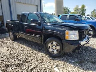 ✅ 2011 Chevrolet Silverado 1500 LT • VIN: 1GCRKSE38BZ450557 • Lot: 70513124. Listed on Copart with 131,996 mi. Free auction sales archive from the USA and detailed vehicle history report at DreamBid. Image 4.