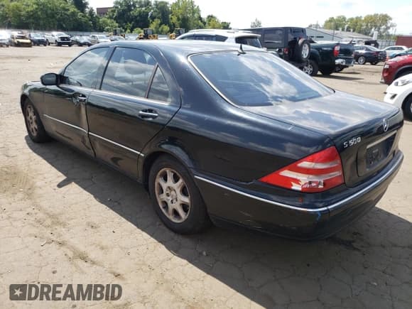 ✅ 2000 Mercedes-Benz S 320/430/500 • VIN: WDBNG70J8YA111998 • Lot: 68190024. Listed on Copart with 141,580 mi. Free auction sales archive from the USA and detailed vehicle history report at DreamBid. Image 2.
