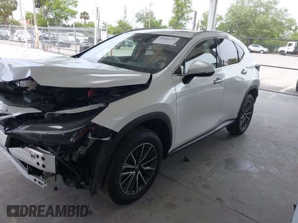 ✅ 2024 Lexus NX 350h • VIN: JTJAKCEZ8R5020131 • Лот: 42086471. Опубликован ранее на IAAI с пробегом 11 991 миль. Бесплатный доступ к архиву аукционных продаж из США и подробный отчёт об истории автомобиля на DreamBid. Изображение 18.