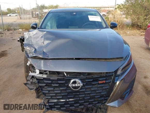 ✅ 2024 Nissan Altima SR • VIN: 1N4BL4CV4RN433194 • Lot: 43693441. Listed on IAAI with 21,754 mi. Free auction sales archive from the USA and detailed vehicle history report at DreamBid. Image 12.