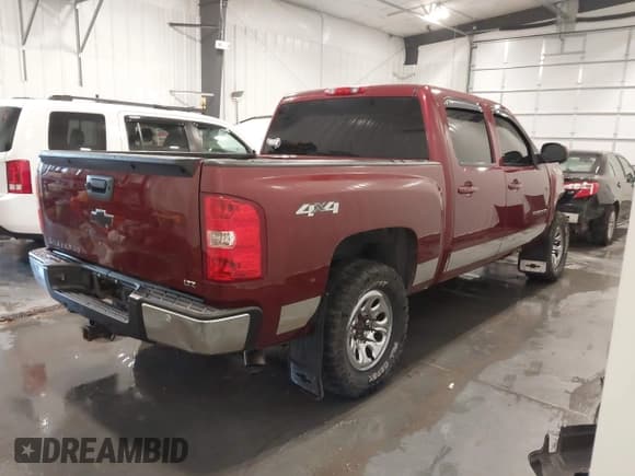 ✅ 2013 Chevrolet Silverado 1500 LTZ • VIN: 3GCPKTE70DG364758 • Lot: 42200342. Wystawiony na IAAI z przebiegiem 180 596 mil. Bezpłatny archiwum sprzedaży aukcyjnych z USA i szczegółowy raport historii pojazdu na DreamBid. Zdjęcie 4.