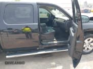 ✅ 2011 GMC Sierra 1500 SLT • VIN: 3GTP2WE34BG328518 • Лот: 42412710. Опубликован ранее на IAAI с пробегом 206 431 миль. Бесплатный доступ к архиву аукционных продаж из США и подробный отчёт об истории автомобиля на DreamBid. Изображение 5.