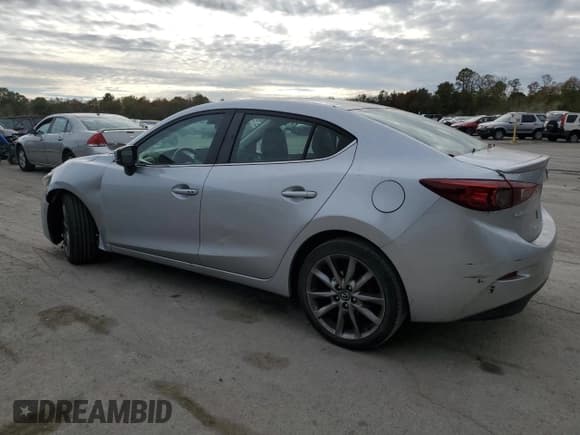 ✅ 2018 Mazda 3 Touring • VIN: 3MZBN1V34JM207263 • Lot: 86837585. Listed on Copart with 154,594 mi. Free auction sales archive from the USA and detailed vehicle history report at DreamBid. Image 2.