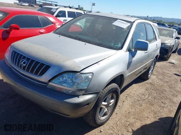 ✅ 2001 Lexus RX 300 • VIN: JTJHF10U110222247 • Lot: 43550397. Wystawiony na IAAI z przebiegiem 182 578 mil. Bezpłatny archiwum sprzedaży aukcyjnych z USA i szczegółowy raport historii pojazdu na DreamBid. Zdjęcie 2.