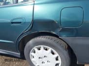 ✅ 2002 Honda Accord LX • VIN: JHMCG56462C030457 • Lot: 42082548. Listed on IAAI with 254,994 mi. Free auction sales archive from the USA and detailed vehicle history report at DreamBid. Image 6.