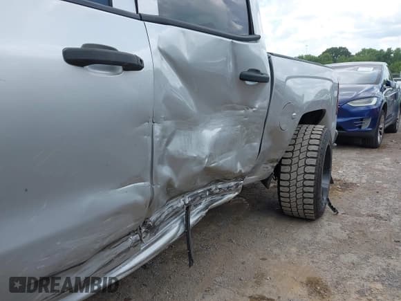 ✅ 2014 Chevrolet Silverado 1500 LT • VIN: 3GCUKREC0EG148543 • Лот: 42687805. Опубликован ранее на IAAI с пробегом 173 334 миль. Бесплатный доступ к архиву аукционных продаж из США и подробный отчёт об истории автомобиля на DreamBid. Изображение 18.