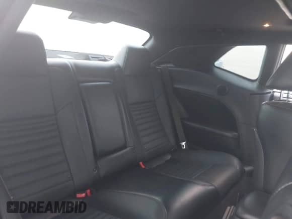 2015 Dodge Challenger R/T Plus with VIN 2C3CDZBT4FH850221, listed as a IAAI auction lot 41530700 with 86,226 mi miles and . Bid and sale history available at DreamBid. Image 8.