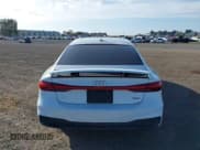 ✅ 2020 Audi A7 Premium Plus • VIN: WAUU2AF29LN057151 • Лот: 42245594. Опубликован ранее на IAAI с пробегом 39 610 миль. Бесплатный доступ к архиву аукционных продаж из США и подробный отчёт об истории автомобиля на DreamBid. Изображение 16.