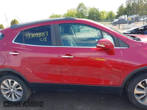 ✅ 2019 Buick Encore Preferred • VIN: KL4CJASB0KB855636 • Lot: 43303883. Wystawiony na IAAI z przebiegiem 90 134 mil. Bezpłatny archiwum sprzedaży aukcyjnych z USA i szczegółowy raport historii pojazdu na DreamBid. Zdjęcie 13.