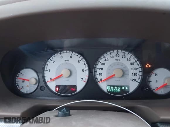 ✅ 2004 Chrysler Sebring GTC • VIN: 1C3EL75R84N187014 • Lot: 43730030. Wystawiony na IAAI z przebiegiem 149 008 mil. Bezpłatny archiwum sprzedaży aukcyjnych z USA i szczegółowy raport historii pojazdu na DreamBid. Zdjęcie 7.