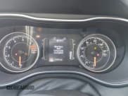 ✅ 2020 Jeep Cherokee Latitude • VIN: 1C4PJLCB4LD556755 • Lot: 43509669. Wystawiony na IAAI z przebiegiem 71 092 mil. Bezpłatny archiwum sprzedaży aukcyjnych z USA i szczegółowy raport historii pojazdu na DreamBid. Zdjęcie 6.