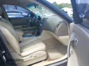 ✅ 2006 Infiniti FX • VIN: JNRAS08U86X102071 • Lot: 42291838. Wystawiony na IAAI z przebiegiem 182 794 mil. Bezpłatny archiwum sprzedaży aukcyjnych z USA i szczegółowy raport historii pojazdu na DreamBid. Zdjęcie 5.