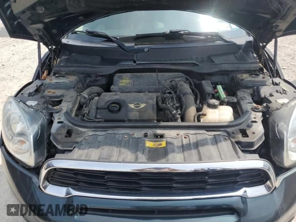 ✅ 2014 MINI Paceman S • VIN: WMWSS7C56EWN52381 • Lot: 68257835. Listed on Copart with Not provided. Free auction sales archive from the USA and detailed vehicle history report at DreamBid. Image 11.