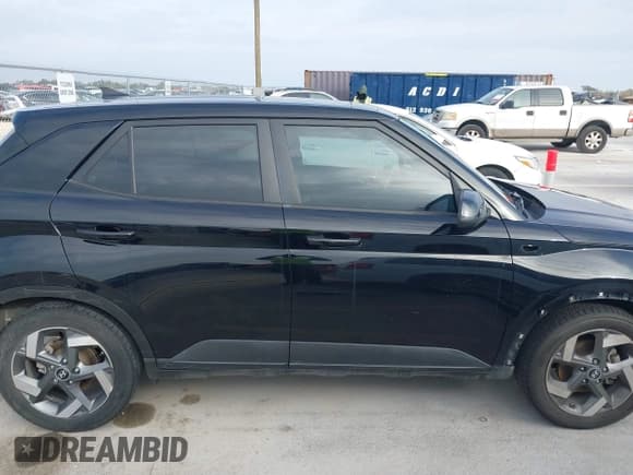✅ 2022 Hyundai Venue Limited • VIN: KMHRC8A39NU166115 • Lot: 41535784. Listed on IAAI with 64,442 mi. Free auction sales archive from the USA and detailed vehicle history report at DreamBid. Image 14.