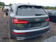 ✅ 2018 Audi SQ5 Prestige • VIN: WA1C4AFY6J2061079 • Лот: 43233256. Опубликован ранее на IAAI с пробегом 169 125 миль. Бесплатный доступ к архиву аукционных продаж из США и подробный отчёт об истории автомобиля на DreamBid. Изображение 17.