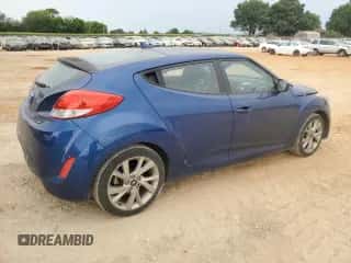 2016 Hyundai Veloster с VIN KMHTC6AD0GU272765, выставлен на аукционе Copart как лот 60546594 с пробегом 86 790 миль миль и Списание • Salvage title. История ставок и продаж доступна на DreamBid. Изображение 3.