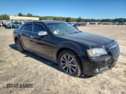 ✅ 2014 Chrysler 300 S • VIN: 2C3CCAGG5EH283869 • Lot: 86971445. Listed on Copart with 187,480 mi. Free auction sales archive from the USA and detailed vehicle history report at DreamBid. Image 4.