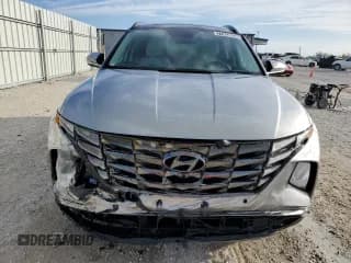 ✅ 2024 Hyundai Tucson Limited • VIN: 5NMJE3DE3RH358140 • Lot: 77033954. Wystawiony na Copart z przebiegiem 11 696 mil. Bezpłatny archiwum sprzedaży aukcyjnych z USA i szczegółowy raport historii pojazdu na DreamBid. Zdjęcie 5.