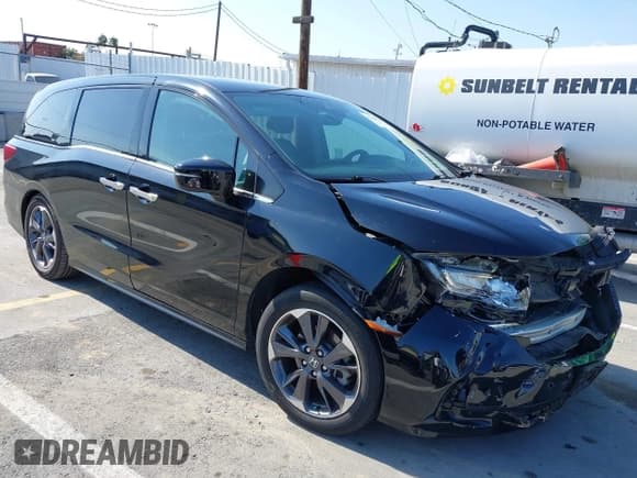 ✅ 2022 Honda Odyssey Elite • VIN: 5FNRL6H93NB051618 • Lot: 42142707. Listed on IAAI with 30,129 mi. Free auction sales archive from the USA and detailed vehicle history report at DreamBid. Image 1.