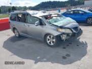 ✅ 2011 Toyota Sienna LE • VIN: 5TDKK3DC1BS138106 • Lot: 43308460. Listed on IAAI with 141,832 mi. Free auction sales archive from the USA and detailed vehicle history report at DreamBid. Image 1.