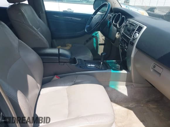 ✅ 2004 Toyota 4Runner Limited • VIN: JTEZU17R040037735 • Lot: 42445161. Wystawiony na IAAI z przebiegiem 237 514 mil. Bezpłatny archiwum sprzedaży aukcyjnych z USA i szczegółowy raport historii pojazdu na DreamBid. Zdjęcie 5.