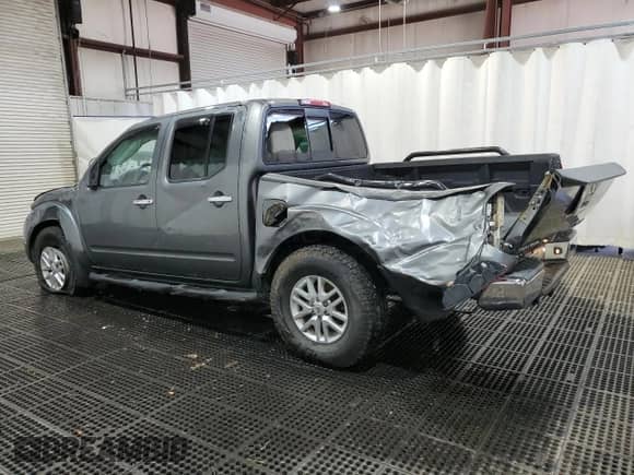 2017 Nissan Frontier SV with VIN 1N6AD0EV2HN765428, listed as a Copart auction lot 85182865 with 130,268 mi miles and Clean title. Bid and sale history available at DreamBid. Image 2.