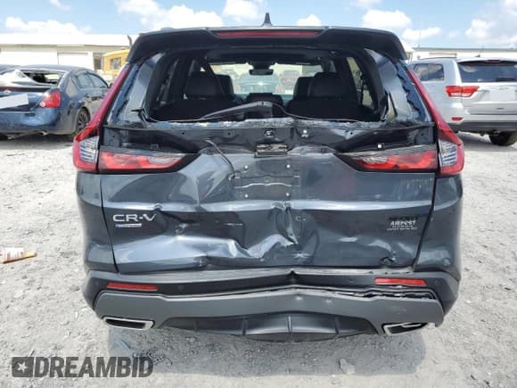 ✅ 2025 Honda CR-V Sport-L • VIN: 7FARS5H84SE025338 • Lot: 69425095. Listed on Copart with 23,706 mi. Free auction sales archive from the USA and detailed vehicle history report at DreamBid. Image 6.