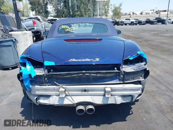 ✅ 2003 Porsche Boxster S • VIN: WP0CB29813U660380 • Lot: 42783776. Wystawiony na IAAI z przebiegiem 126 156 mil. Bezpłatny archiwum sprzedaży aukcyjnych z USA i szczegółowy raport historii pojazdu na DreamBid. Zdjęcie 17.